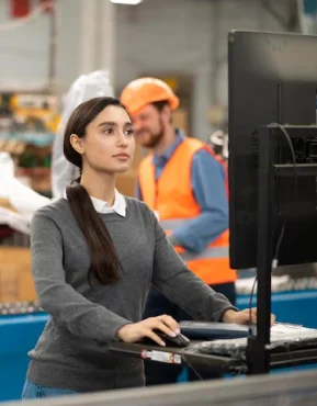 advantages factory management software