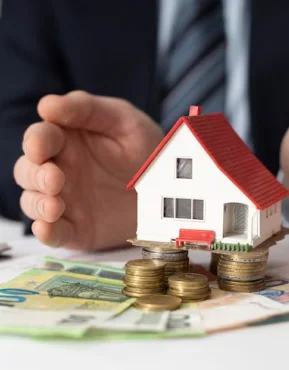 Feature of pension management system